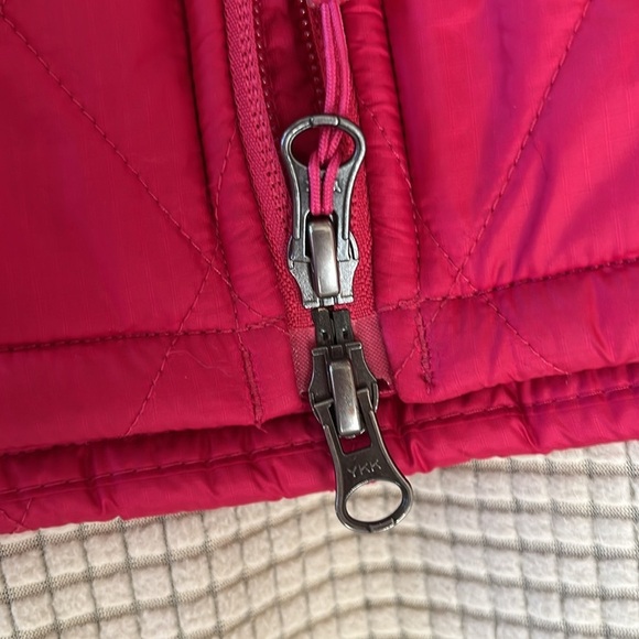 L.L. Bean Quilted Vest 1X Hot Pink Magenta Zip Pockets Fleece Lined - Picture 14 of 16